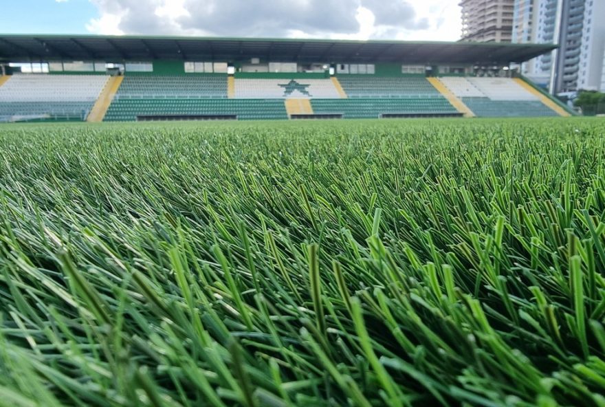 brasileirao-2026-pode-ter-recorde-de-jogos-em-gramado-sintetico-na-serie-a