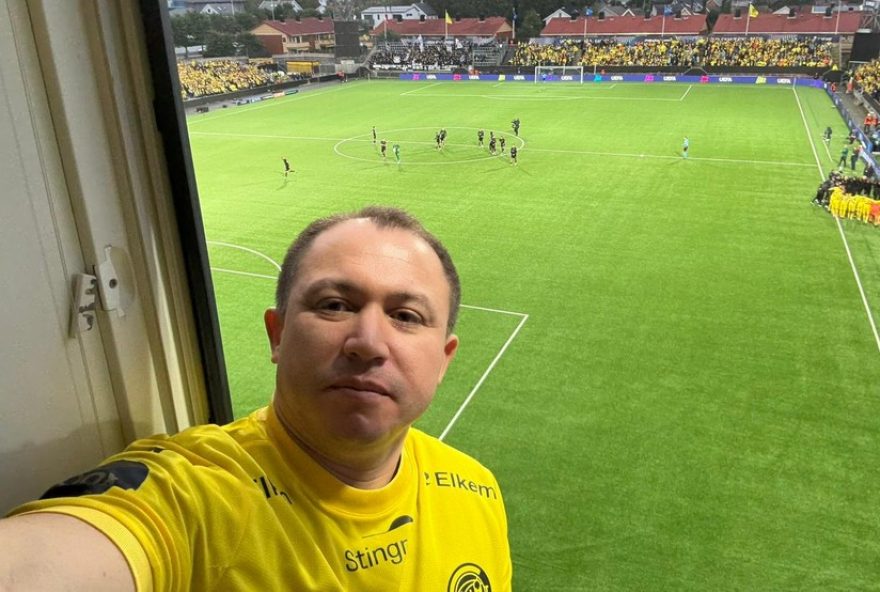 brasileiro-mora-no-estadio-do-bodo-e-assiste-jogos-da-champions-da-janela