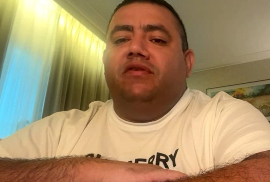 brasileiros-em-dubai-se-organizam-em-grupo-do-whatsapp-diante-de-ataques-do-ira3A-relatos-de-medo-e-incerteza brasileiros-em-dubai-se-organizam-em-grupo-do-whatsapp-diante-de-ataques-do-ira3A-relatos-de-medo-e-incerteza