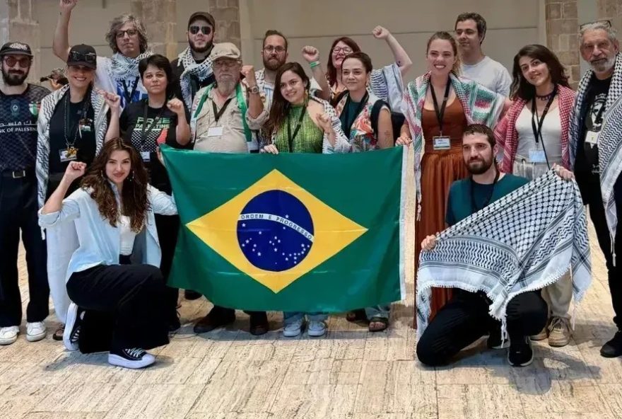brasileiros-sao-deportados-de-israel-para-jordania-apos-participarem-de-flotilha