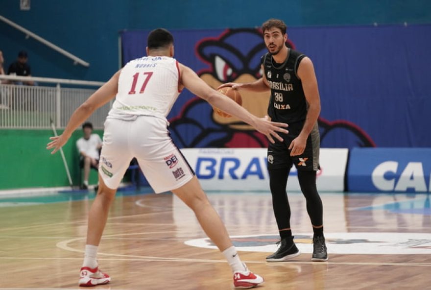 brasilia-basquete-e-derrotado-pelo-pato-basquete-fora-de-casa-no-nbb3A-resumo-do-jogo-e-proximos-desafios