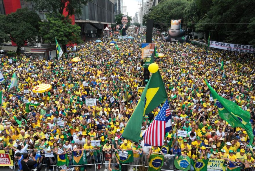 brazils-bolsonaro-supporters-rally-across-the-country brazils-bolsonaro-supporters-rally-across-the-country