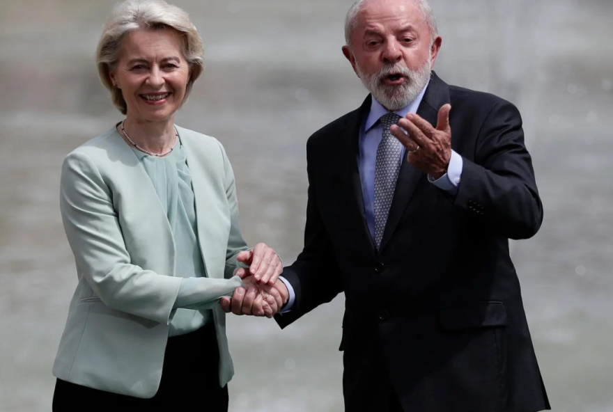 brazils-lula-celebrates-eu-trade-agreement