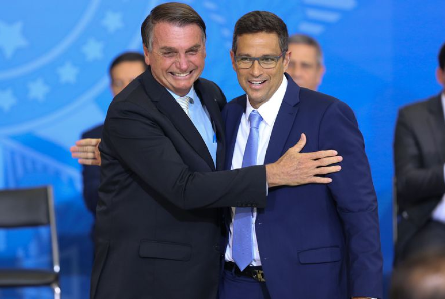 brecha-no-debito-automatico-do-bc-facilita-golpes-em-aposentados3B-entenda