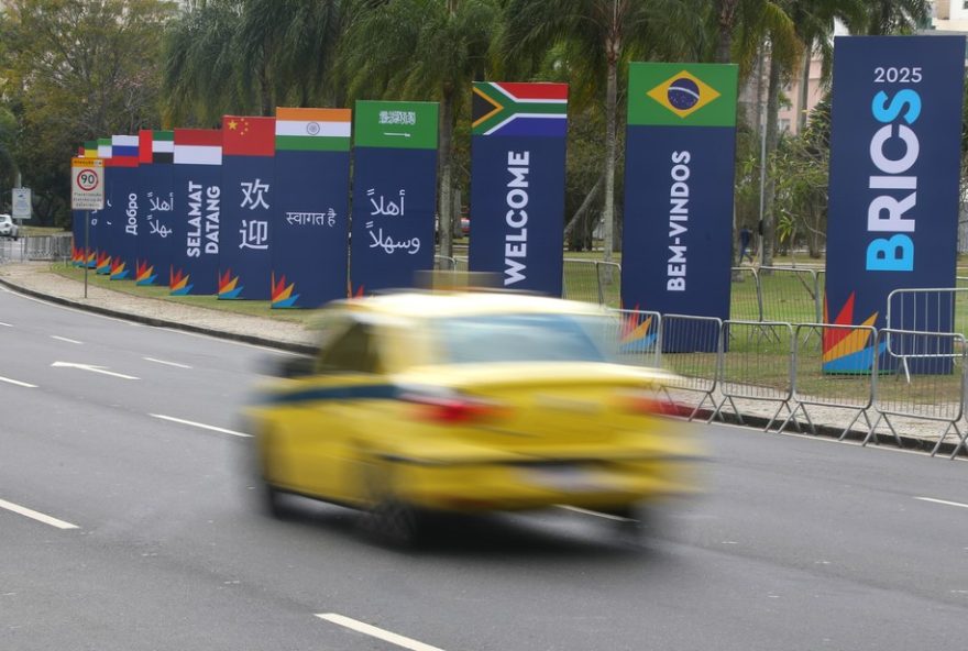 brics-propoem-mudanca-de-paradigma-na-remuneracao-por-dados-para-estimular-economia-global