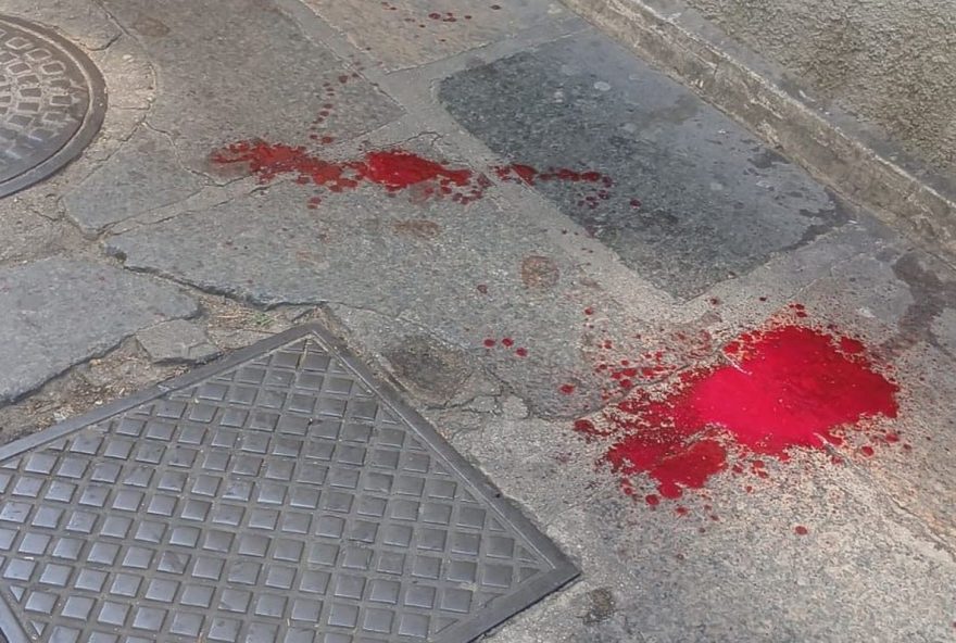 briga-entre-feirantes-com-faca-e-garrafa-de-vidro-no-catete3A-intervencao-crucial-da-seguranca-presente-e-pm-no-rio-de-janeiro