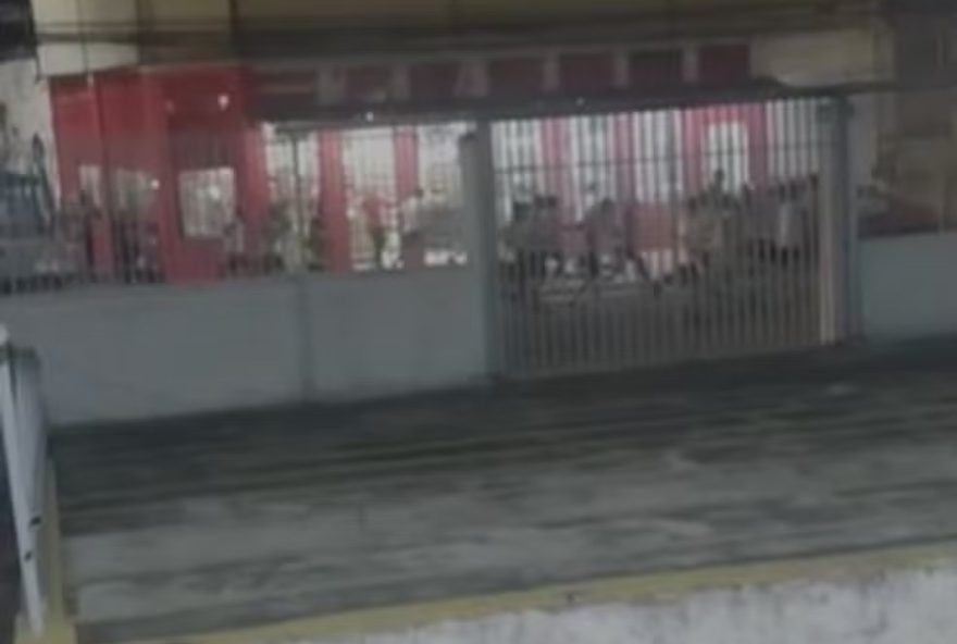 briga-entre-torcidas-no-rio-de-janeiro-deixa-dois-feridos-a-tiros-proximo-a-estadio3A-confira-os-detalhes-e-impactos-da-violencia-no-futebol