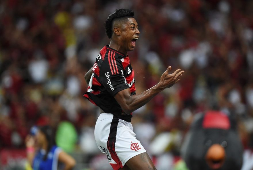 bruno-henrique-marca-100o-gol-pelo-flamengo-contra-o-vasco-no-campeonato-carioca