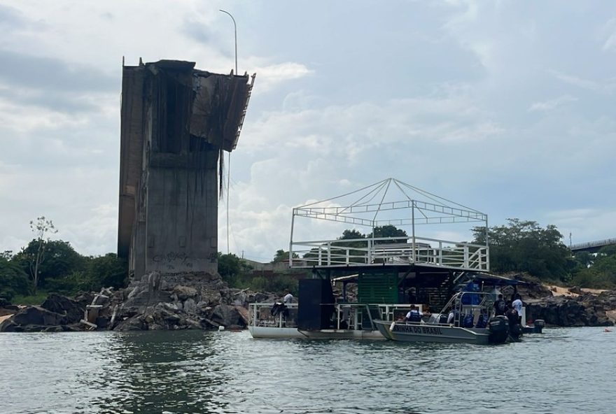 busca-e-resgate-das-vitimas-continua-apos-queda-da-ponte-jk