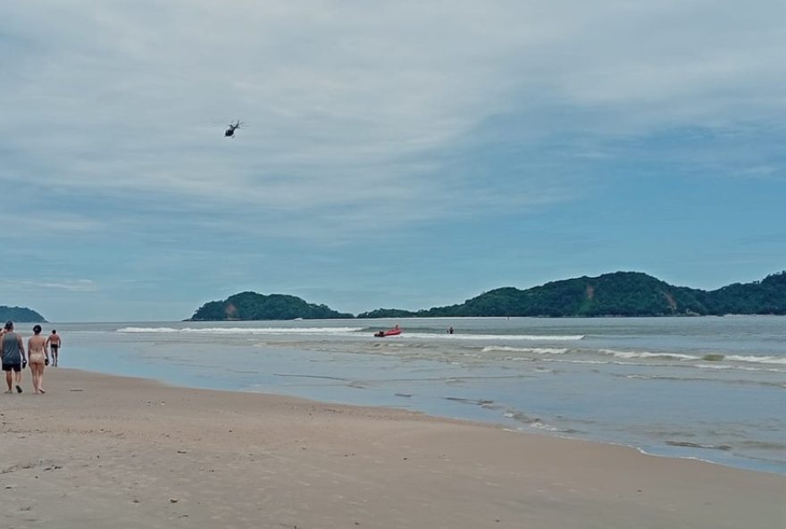 buscas-por-adolescente-desaparecido-na-praia-de-juquehy2C-em-sao-sebastiao buscas-por-adolescente-desaparecido-na-praia-de-juquehy2C-em-sao-sebastiao