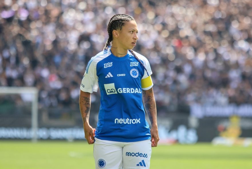SP - SAO PAULO - 14/09/2025 - BRASILEIRO FEMININO A 2025, CORINTHIANS X CRUZEIRO - Byanca Brasil jogador do Cruzeiro durante partida contra o Corinthians no estadio Arena Corinthians pelo campeonato Brasileiro Feminino A 2025. Foto: Lucas Gabriel Cardoso/AGIF