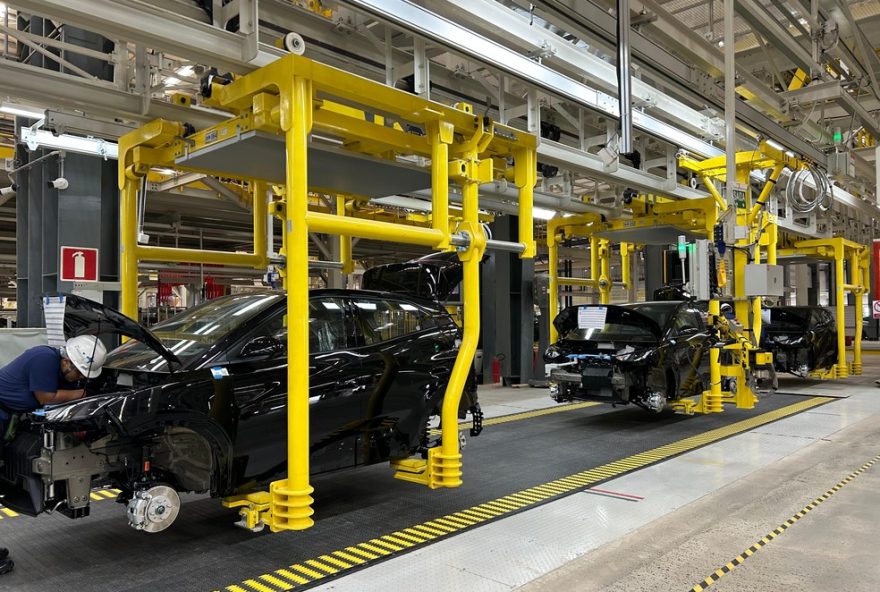 byd-camacari3A-veja-a-montagem-dos-carros-na-bahia-em-detalhes byd-camacari3A-veja-a-montagem-dos-carros-na-bahia-em-detalhes