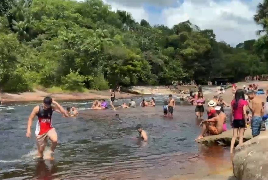 cachoeiras-de-presidente-figueiredo3A-refresque-se-e-renove-as-energias-em-meio-a-natureza-em-2026