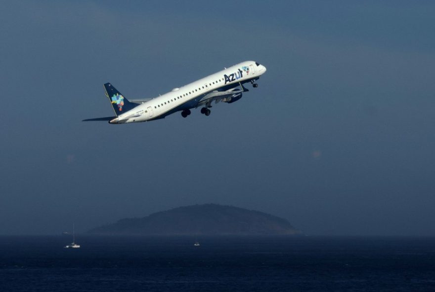 cade-admite-ips-consumo-em-analise-de-aporte-da-united-airlines-na-azul3A-impactos-da-entrada-de-duas-grandes-companhias-no-capital-da-empresa-brasileira-serem-analisados cade-admite-ips-consumo-em-analise-de-aporte-da-united-airlines-na-azul3A-impactos-da-entrada-de-duas-grandes-companhias-no-capital-da-empresa-brasileira-serem-analisados