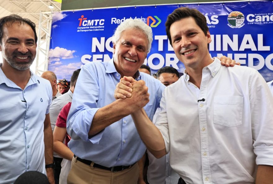 caiado-e-daniel-inauguram-novo-terminal-de-senador-canedo-1 caiado-e-daniel-inauguram-novo-terminal-de-senador-canedo-1