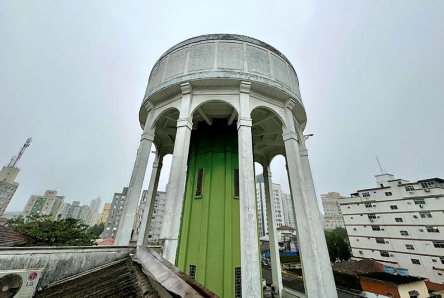 caixa-dagua-da-aparecida-e-tombada-como-patrimonio-historico-de-santos2C-sp