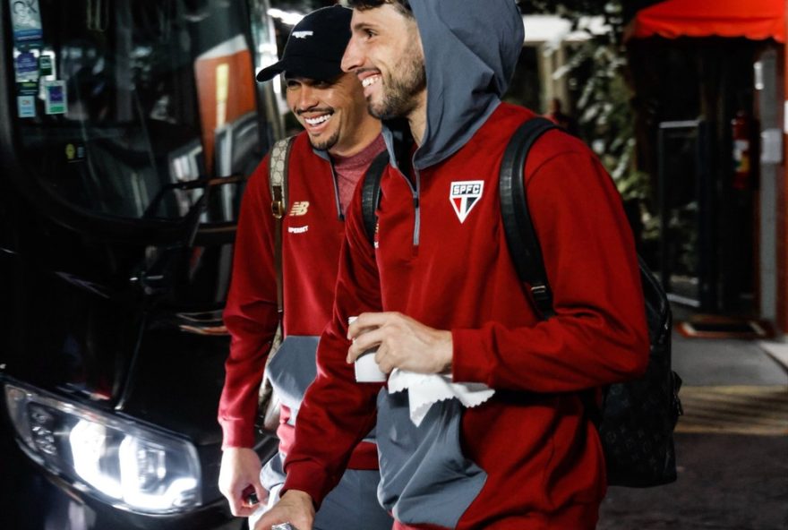 calleri-lesionado-viaja-com-sao-paulo-para-jogo-da-copa-do-brasil