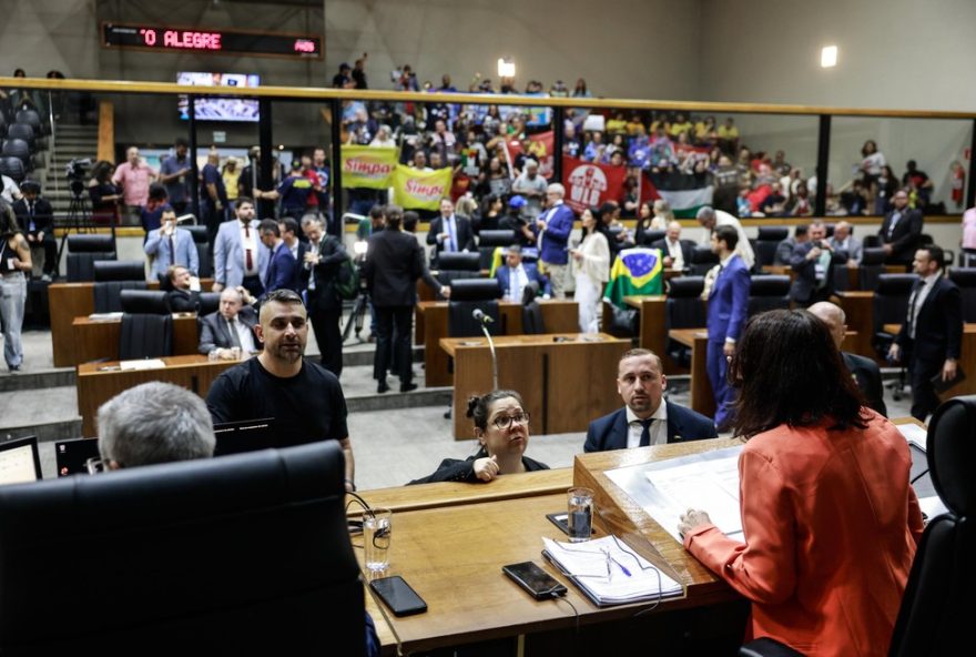 camara-de-vereadores-de-porto-alegre-aprova-concessao-parcial-dos-servicos-do-dmae-para-iniciativa-privada3A-saiba-mais