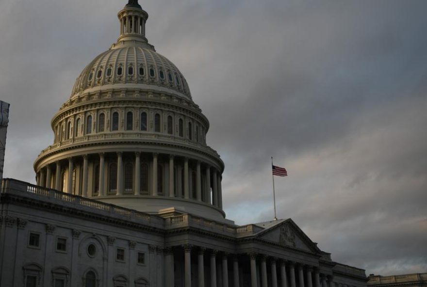 camara-dos-eua-aprova-acordo-para-encerrar-paralisacao-do-governo3A-trump-deve-sancionar camara-dos-eua-aprova-acordo-para-encerrar-paralisacao-do-governo3A-trump-deve-sancionar