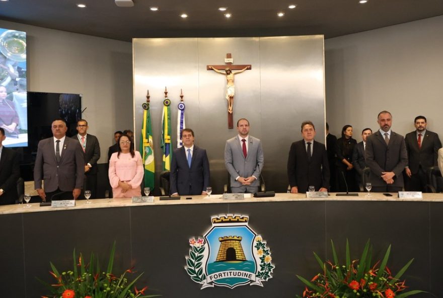 camara-municipal-de-fortaleza-aprova-reajuste-salarial-para-servidores-municipais-e-regularizacao-de-anuenios camara-municipal-de-fortaleza-aprova-reajuste-salarial-para-servidores-municipais-e-regularizacao-de-anuenios