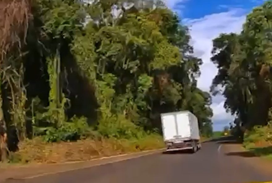 caminhoneiro-embriagado-e-preso-apos-perseguicao-na-br-373-no-parana caminhoneiro-embriagado-e-preso-apos-perseguicao-na-br-373-no-parana