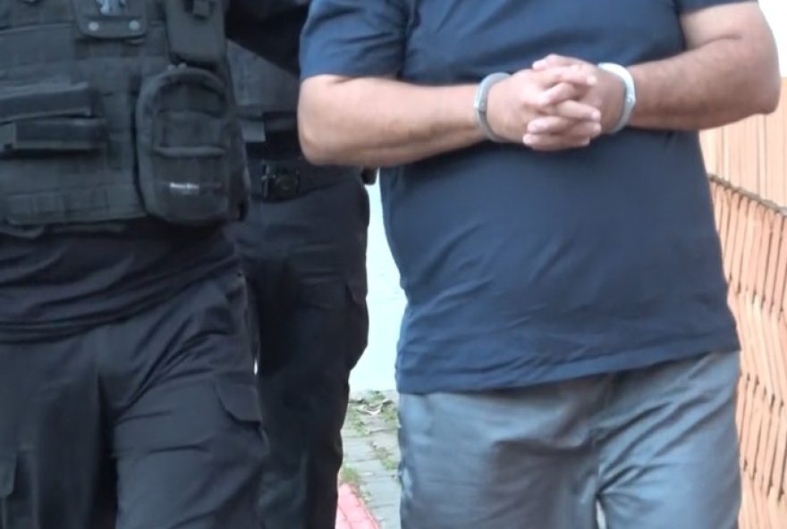 caminhoneiros-presos-no-parana-por-falsificar-boletins-de-ocorrencia3A-esquema-desvio-de-carga