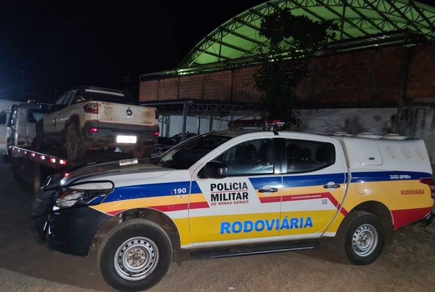 caminhonete-furtada-em-contagem-e-apreendida-com-placas-clonadas-no-norte-de-mg3A-policia-age-rapido-e-prende-suspeito