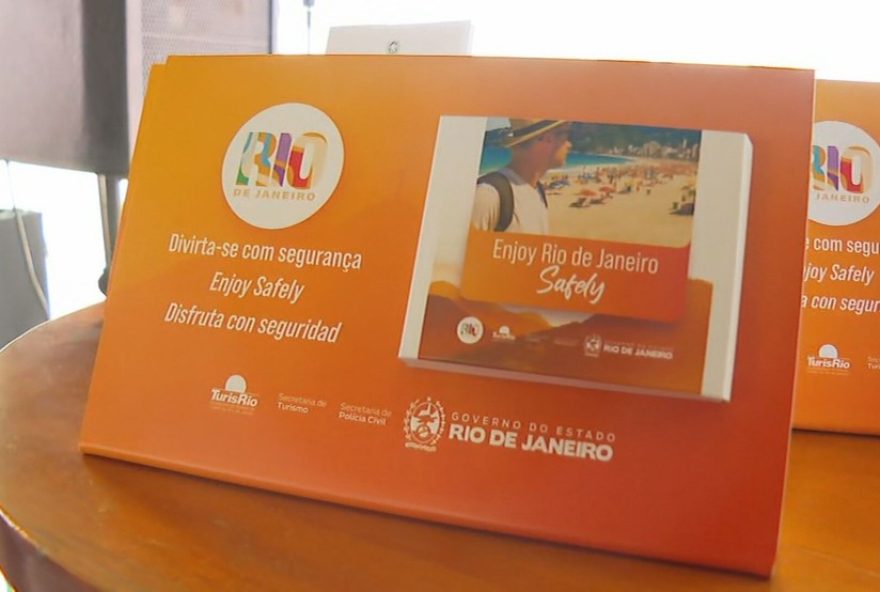 campanha-22curta-o-rio-de-janeiro-com-seguranca223A-dicas-para-turistas-em-3-idiomas