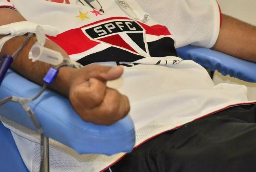 campanha-de-doacao-de-sangue-com-cafu3A-participe-e-salve-vidas