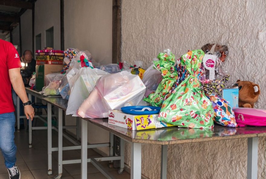 campanha-luzes-da-esperanca-arrecada-quase-1.500-brinquedos-para-criancas-carentes-em-uberlandia