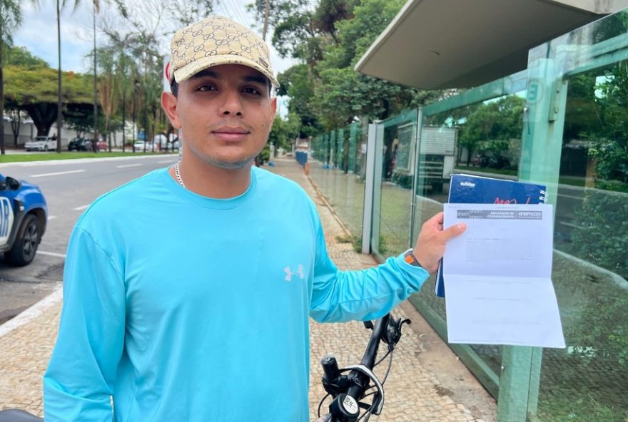 candidato-chega-atrasado-no-1o-dia-de-prova-do-enem-em-goiania-por-confusao-de-horario