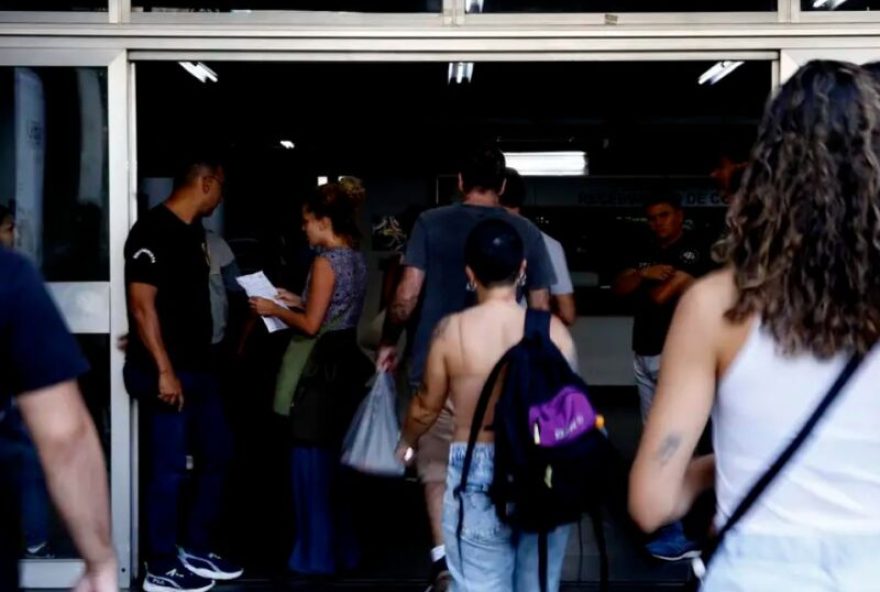 candidatos-do-cnu-realizam-prova-discursiva-hoje-7 candidatos-do-cnu-realizam-prova-discursiva-hoje-7