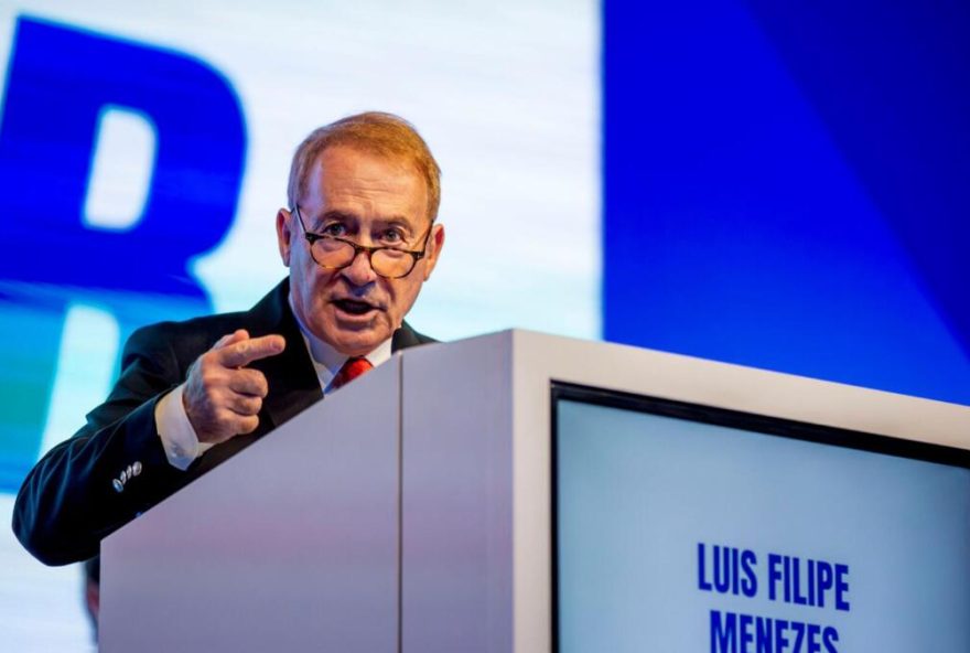 Vila Nova de Gaia, 07/07/2025 - Autárquicas, Apresentação da candidatura de Luis Filipe Menezes à CMGaia



( Carlos Carneiro  )