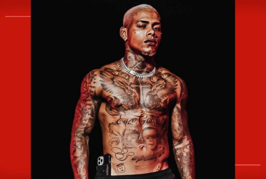 cantor-vt-kebradeira-preso-por-ofensas-raciais-a-mulher-de-21-anos-no-df