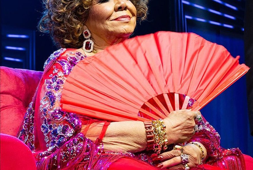 cantora-alcione-tem-carro-roubado-em-inhauma3A-motorista-ileso2C-fas-se-mobilizam cantora-alcione-tem-carro-roubado-em-inhauma3A-motorista-ileso2C-fas-se-mobilizam