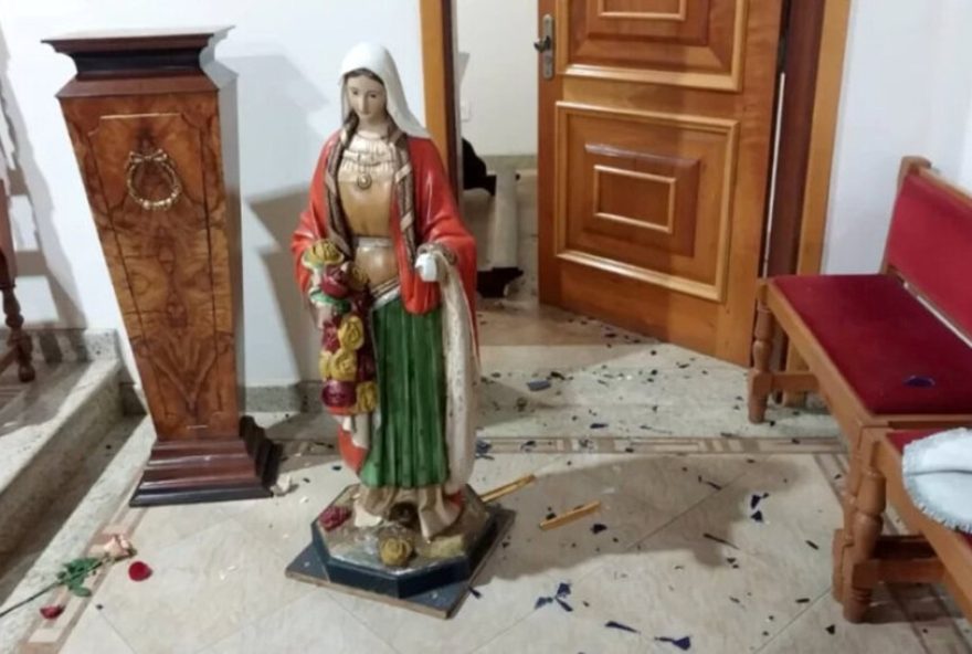 capela-de-santa-isabel-em-sao-carlos-e-alvo-de-vandalismo3A-comunidade-busca-restauracao-e-justica