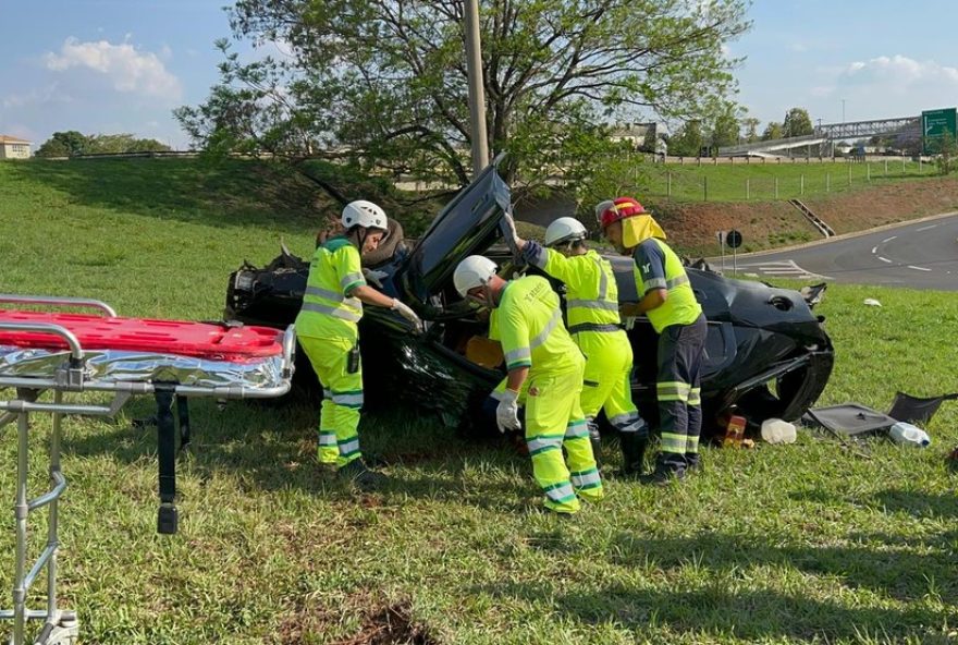 capotamento-de-veiculo-deixa-individuo-grave-na-sp-147-em-limeira3A-como-evitar-acidentes-nas-estradas