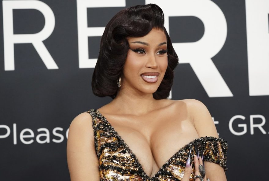 cardi-b-surpreende-fas-ao-anunciar-gravidez-do-quarto-filho-com-stefon-diggs3A-uma-nova-fase-de-sucesso-e-maternidade