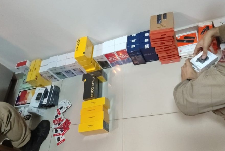 carga-ilegal-de-anabolizantes-e-cameras-apreendida-a-caminho-de-uberaba3A-dois-homens-presos-por-contrabando-e-descaminho carga-ilegal-de-anabolizantes-e-cameras-apreendida-a-caminho-de-uberaba3A-dois-homens-presos-por-contrabando-e-descaminho