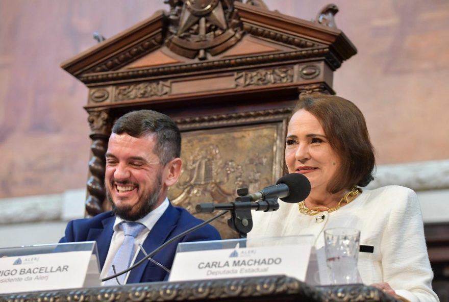 carla-machado-trajetoria-politica-no-norte-fluminense-e-polemica-voto-bacellar carla-machado-trajetoria-politica-no-norte-fluminense-e-polemica-voto-bacellar