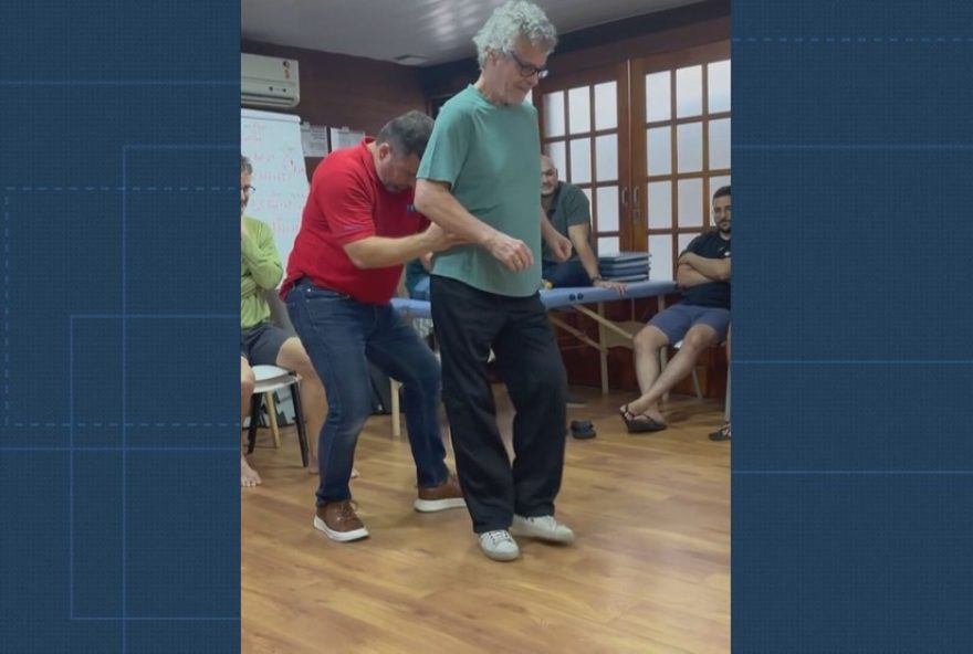 carlinhos-de-jesus-volta-a-dancar-apos-tratamento-de-doenca-autoimune