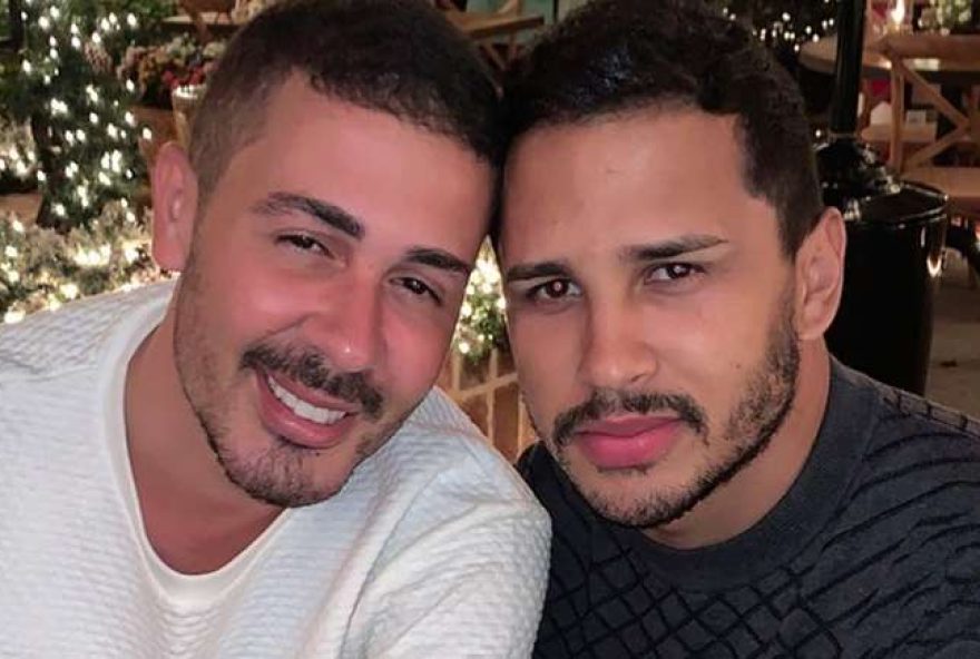 carlinhos-maia-abre-o-coracao-sobre-sua-vida-amorosa3A-saudades-do-ex-e-pressoes-do-publico carlinhos-maia-abre-o-coracao-sobre-sua-vida-amorosa3A-saudades-do-ex-e-pressoes-do-publico