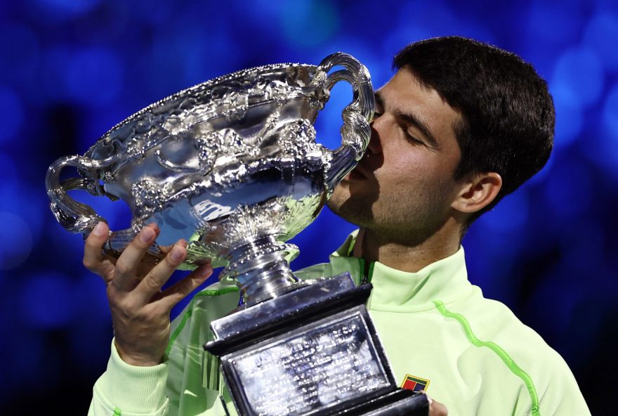 carlos-alcaraz-faz-historia-ao-se-tornar-o-tenista-mais-jovem-a-ganhar-os-4-grand-slams carlos-alcaraz-faz-historia-ao-se-tornar-o-tenista-mais-jovem-a-ganhar-os-4-grand-slams