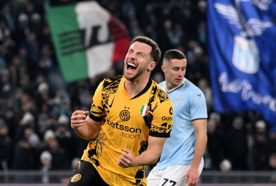 carlos-augusto3A-o-22patinho-feio22-do-corinthians-que-brilha-na-inter-de-milao-e-recusa-a-italia-2023