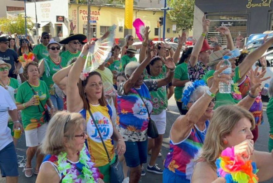 carnaval-2025-em-pocos-de-caldas3A-13-blocos-de-rua-agitam-a-cidade