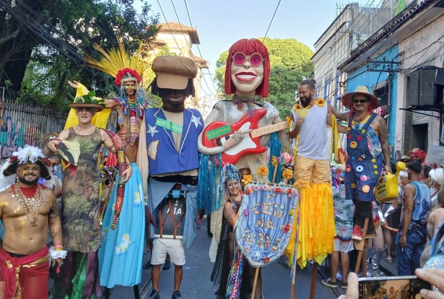 carnaval-20253A-bloco-ceu-na-terra-homenageia-rita-lee-em-santa-teresa2C-rio-de-janeiro