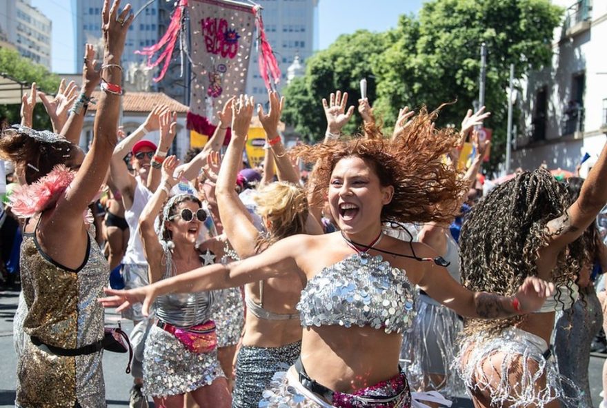 carnaval-20263A-rio-tera-465-desfiles-com-1725-mais-blocos-inscritos-em-comparacao-ao-ano-anterior carnaval-20263A-rio-tera-465-desfiles-com-1725-mais-blocos-inscritos-em-comparacao-ao-ano-anterior