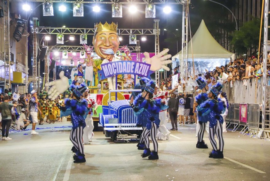 carnaval-de-2025-em-curitiba3A-novidades2C-bloqueios-de-ruas-e-diversao-garantida-confira-a-programacao-e-evite-transtornos