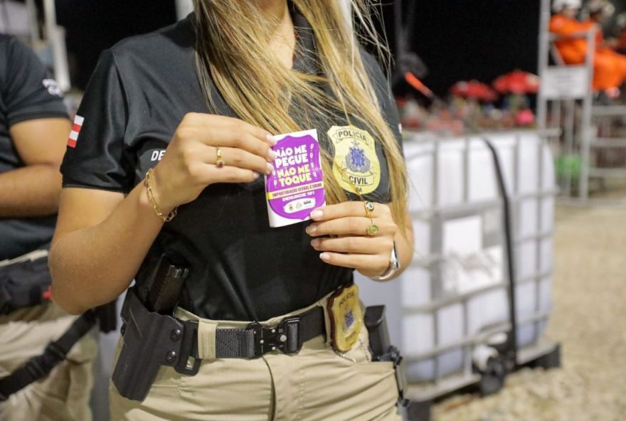 carnaval-de-salvador3A-caso-de-estupro-causa-revolta-acoes-urgentes-sao-necessarias-para-protecao-das-mulheres carnaval-de-salvador3A-caso-de-estupro-causa-revolta-acoes-urgentes-sao-necessarias-para-protecao-das-mulheres