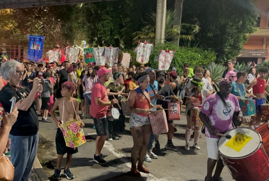 carnaval-em-pocos-de-caldas-20253A-como-participar-dos-blocos-de-rua